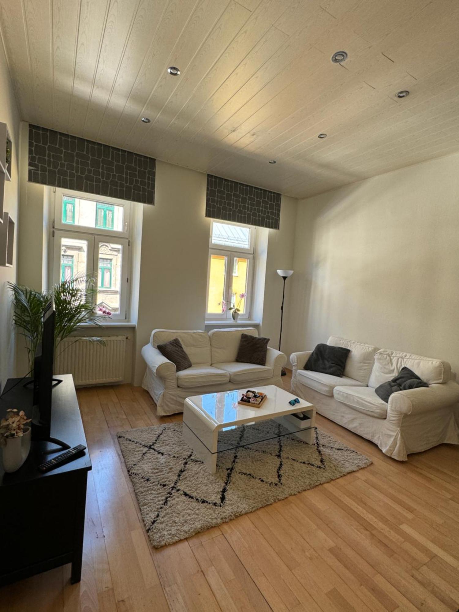 Charmante Zentral Gelegene Wohnung Vienna Luaran gambar